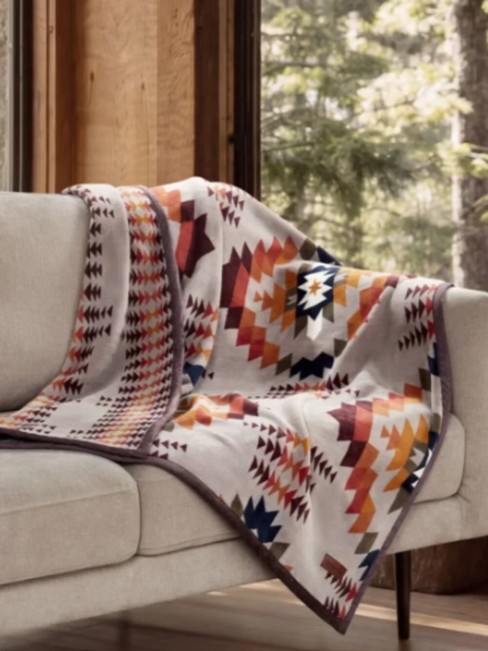 NEW Pendleton Reversible Soft Plush Throw 50x70 Sonoran Dusk